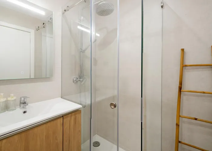 Mae Joana Pool&beach فيلة *